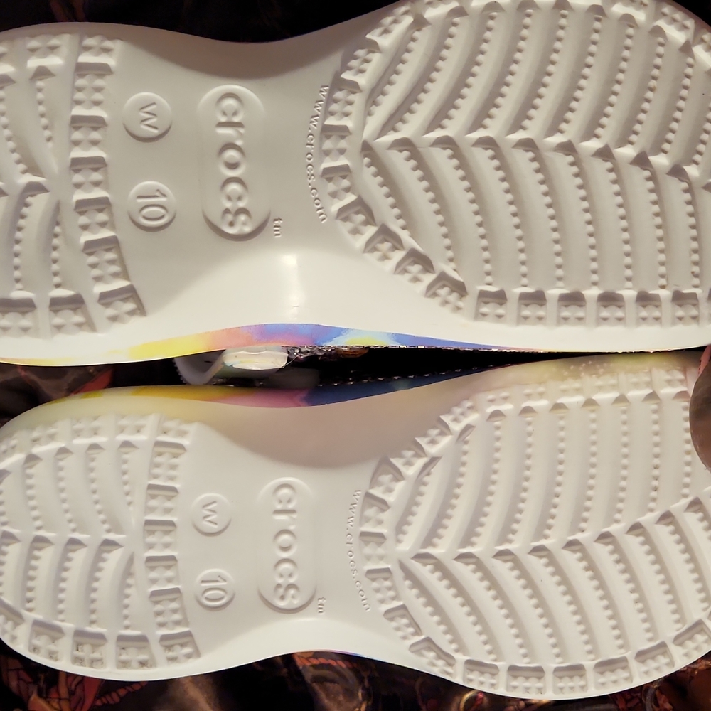 Customized crocs - Picture 3 of 4